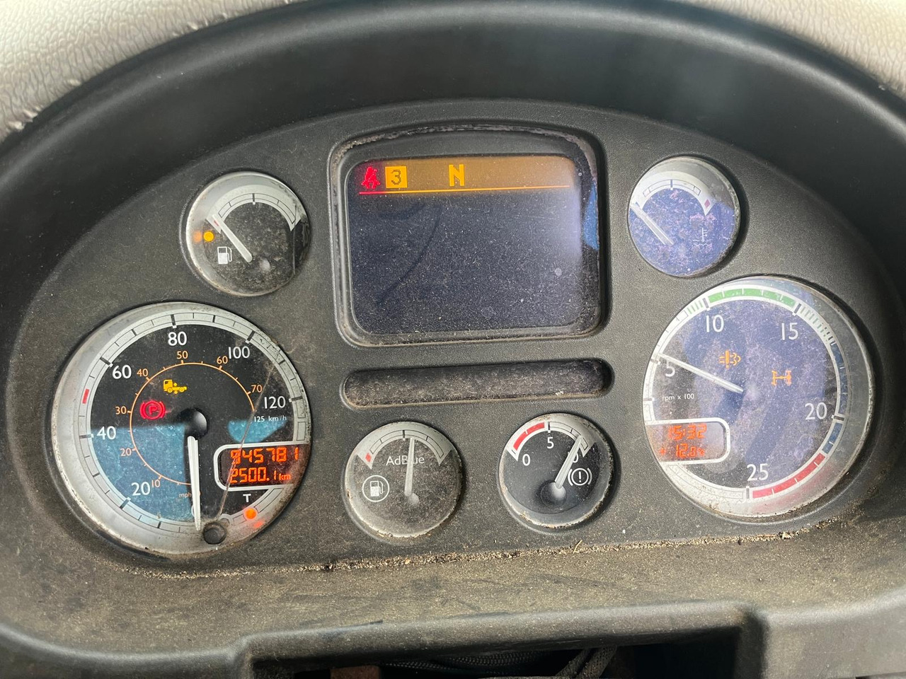 DAF 85 410 - יחידת טרקטור: תמונה 2 DAF 85 410 - יחידת טרקטור: תמונה 2