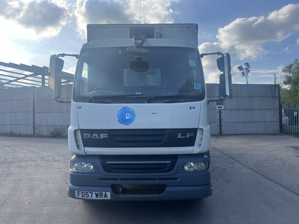 Daf 55LF 220 4x2 Box Van - כלי רכב מסחרי עם תיבה: תמונה 3 Daf 55LF 220 4x2 Box Van - כלי רכב מסחרי עם תיבה: תמונה 3