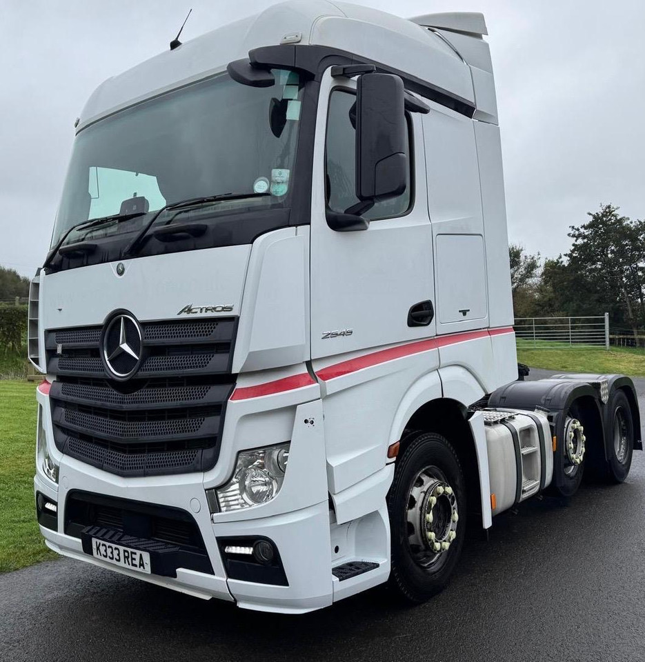 Mercedes Actros - יחידת טרקטור: תמונה 3 Mercedes Actros - יחידת טרקטור: תמונה 3