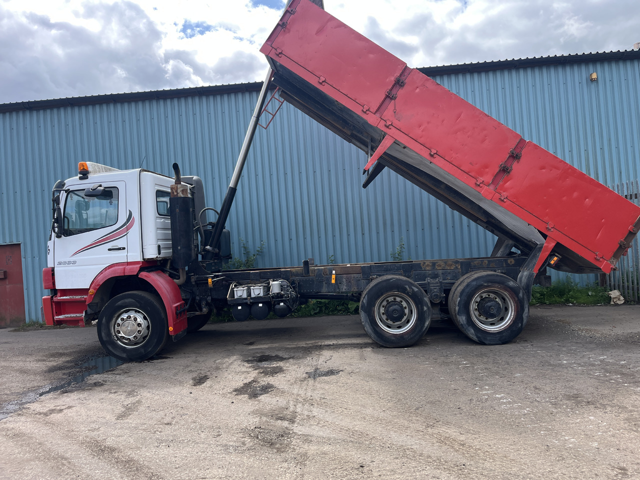 Mercedes Atego - מזהיר: תמונה 2 Mercedes Atego - מזהיר: תמונה 2