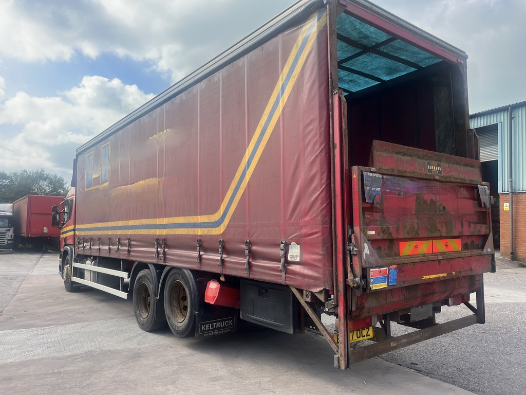 Scania P270 6x2 Curtain side. - משאית וילונות צד: תמונה 4 Scania P270 6x2 Curtain side. - משאית וילונות צד: תמונה 4