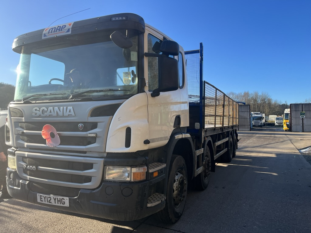 Scania P400 8x4 Rigid - משאית צד נופל/ שטוחה: תמונה 1 Scania P400 8x4 Rigid - משאית צד נופל/ שטוחה: תמונה 1