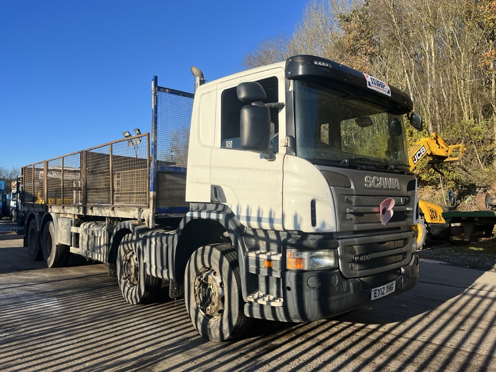 Scania P400 8x4 Rigid - משאית צד נופל/ שטוחה: תמונה 2 Scania P400 8x4 Rigid - משאית צד נופל/ שטוחה: תמונה 2