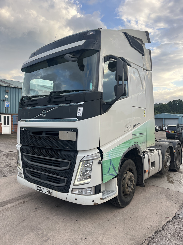 Volvo FH 500 6x2 Tractor Unit - יחידת טרקטור: תמונה 2 Volvo FH 500 6x2 Tractor Unit - יחידת טרקטור: תמונה 2