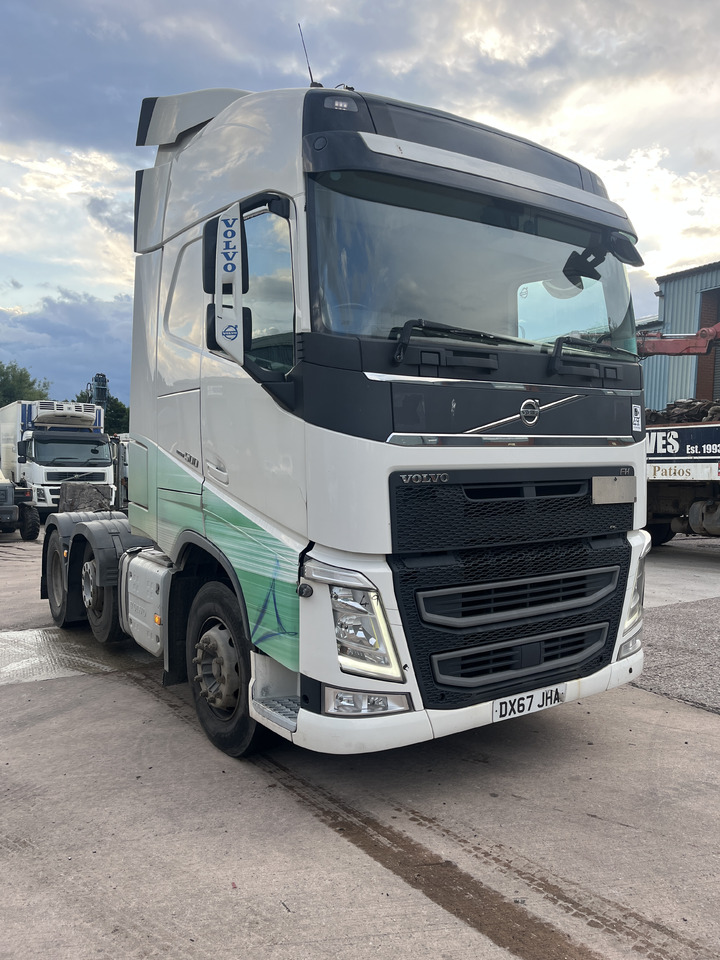Volvo FH 500 6x2 Tractor Unit - יחידת טרקטור: תמונה 1 Volvo FH 500 6x2 Tractor Unit - יחידת טרקטור: תמונה 1