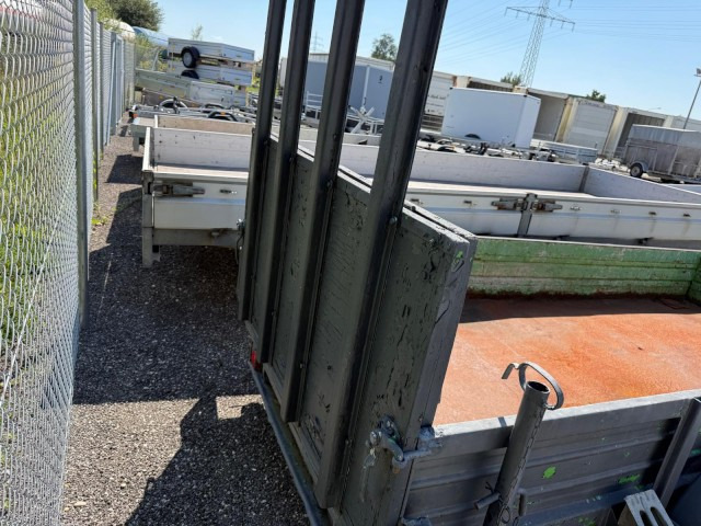 Auwaerter Baumaschinenanhänger 3420 x 1480 x 400 mm, 2,7 to. ZG - קרון נגרר למכונית: תמונה 4 Auwaerter Baumaschinenanhänger 3420 x 1480 x 400 mm, 2,7 to. ZG - קרון נגרר למכונית: תמונה 4