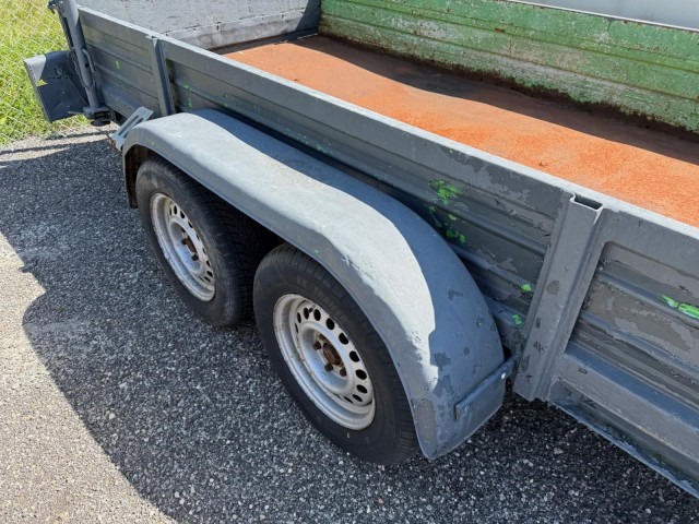 Auwaerter Baumaschinenanhänger 3420 x 1480 x 400 mm, 2,7 to. ZG - קרון נגרר למכונית: תמונה 3 Auwaerter Baumaschinenanhänger 3420 x 1480 x 400 mm, 2,7 to. ZG - קרון נגרר למכונית: תמונה 3