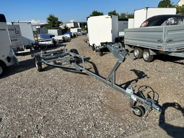Brenderup Brenderup Premium 180750UBL, 750 kg ZG, 100 km/h, 5,5 m - נגרר לסירה: תמונה 1 Brenderup Brenderup Premium 180750UBL, 750 kg ZG, 100 km/h, 5,5 m - נגרר לסירה: תמונה 1