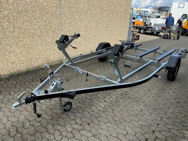 Brenderup Doppel Jetski Premium PWC21200B RAX , 1,2 to., 3,8m - נגרר לסירה: תמונה 1 Brenderup Doppel Jetski Premium PWC21200B RAX , 1,2 to., 3,8m - נגרר לסירה: תמונה 1