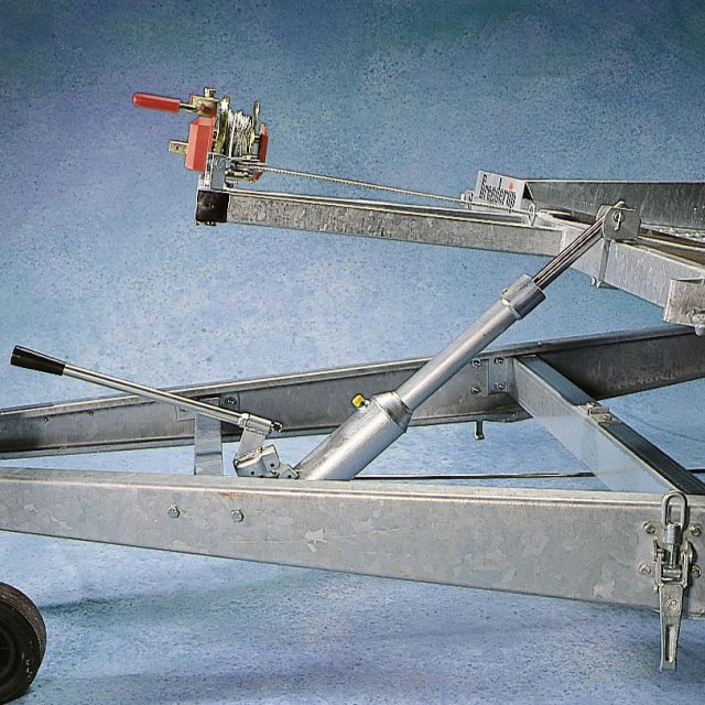 Brenderup Universaltransporter UT4000STB,UT 59, 2,5 to. 399x180x24cm - קרון נגרר למכונית: תמונה 3 Brenderup Universaltransporter UT4000STB,UT 59, 2,5 to. 399x180x24cm - קרון נגרר למכונית: תמונה 3