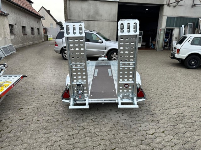 Brian James Cargo Digger Plant 2 Baumaschinenanhänger 543-2813-35-2-12, 2800 x 1300 mm, 3,5 to. - קרון נגרר לצמחים: תמונה 3 Brian James Cargo Digger Plant 2 Baumaschinenanhänger 543-2813-35-2-12, 2800 x 1300 mm, 3,5 to. - קרון נגרר לצמחים: תמונה 3