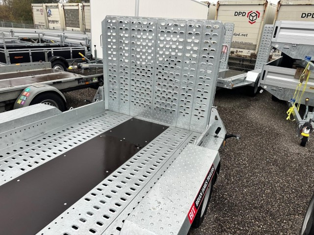 Brian James Cargo Digger Plant 2 Baumaschinenanhänger 543-3217-35-2-12 , 3200 x 1700 mm, 3,5 to. - קרון נגרר לצמחים: תמונה 4 Brian James Cargo Digger Plant 2 Baumaschinenanhänger 543-3217-35-2-12 , 3200 x 1700 mm, 3,5 to. - קרון נגרר לצמחים: תמונה 4