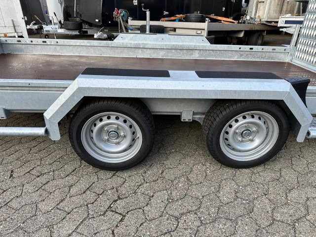 Hapert Indigo LF-2 4050 x 1790 x 200 mm, 3,5 to. - קרון נגרר למכונית: תמונה 4 Hapert Indigo LF-2 4050 x 1790 x 200 mm, 3,5 to. - קרון נגרר למכונית: תמונה 4