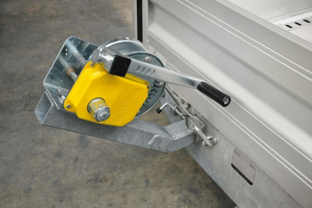 Humbaur Autotransportanhänger Universal 3000, 4000 x 2030 mm, 3,0 to. - קרון נגרר בהובלה אוטומטית: תמונה 3 Humbaur Autotransportanhänger Universal 3000, 4000 x 2030 mm, 3,0 to. - קרון נגרר בהובלה אוטומטית: תמונה 3