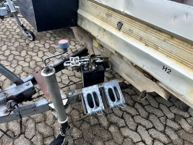 Humbaur HTK 2500.31, 3140 x 1700 x 340 mm mit AkkuFlex Pumpe - קרון נגרר עם מזהיר: תמונה 2 Humbaur HTK 2500.31, 3140 x 1700 x 340 mm mit AkkuFlex Pumpe - קרון נגרר עם מזהיר: תמונה 2