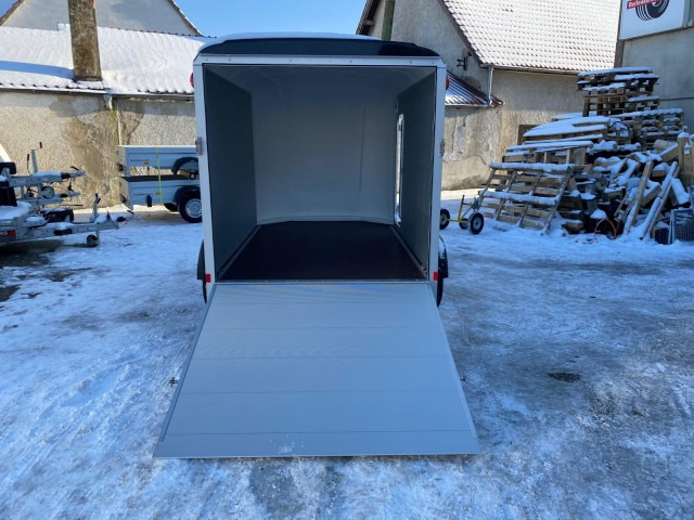 Humbaur Poly-Alu Koffer HKPA 263217, 2,6 to. 100 km/h, 3280 x 1770 x 1800 mm - קרון נגרר בתיבה סגורה: תמונה 1 Humbaur Poly-Alu Koffer HKPA 263217, 2,6 to. 100 km/h, 3280 x 1770 x 1800 mm - קרון נגרר בתיבה סגורה: תמונה 1