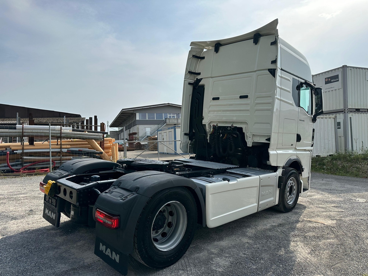 MAN TGX 18.510 4x2 Hydraulik LED 2Tank - יחידת טרקטור: תמונה 4 MAN TGX 18.510 4x2 Hydraulik LED 2Tank - יחידת טרקטור: תמונה 4