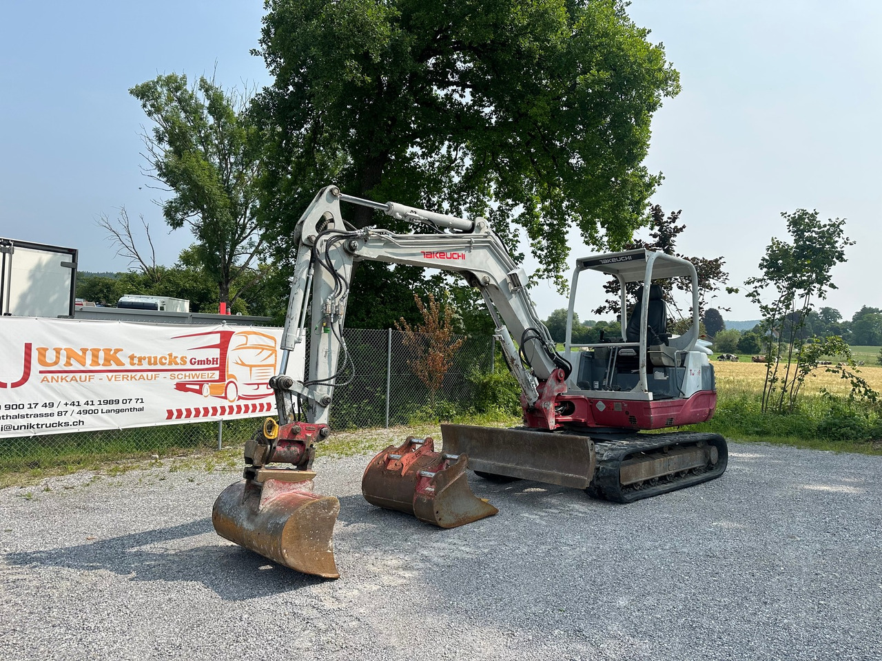 TAKEUCHI TB 250 5t - מחפר: תמונה 1 TAKEUCHI TB 250 5t - מחפר: תמונה 1