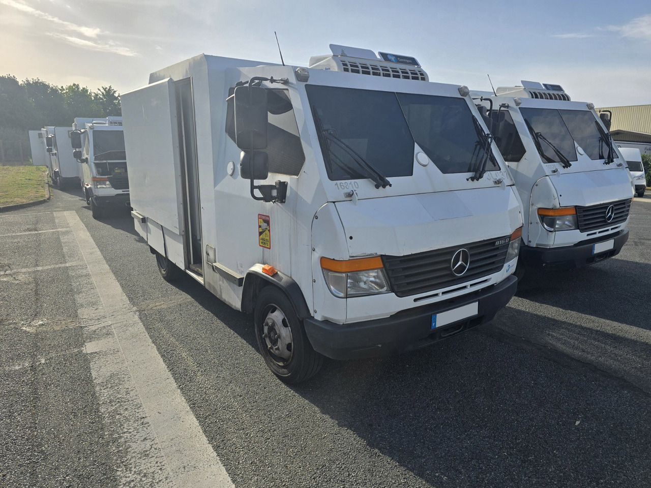 Mercedes Vario 816 - רכב אספן: תמונה 1 Mercedes Vario 816 - רכב אספן: תמונה 1