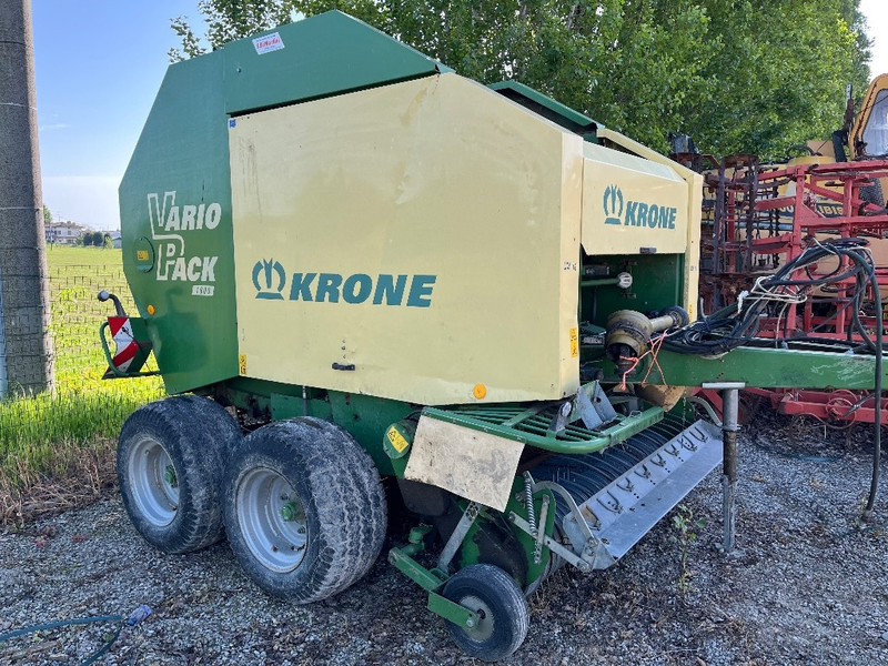 Krone Vario Pack 1800 - מכונת צרור עגולה: תמונה 1 Krone Vario Pack 1800 - מכונת צרור עגולה: תמונה 1