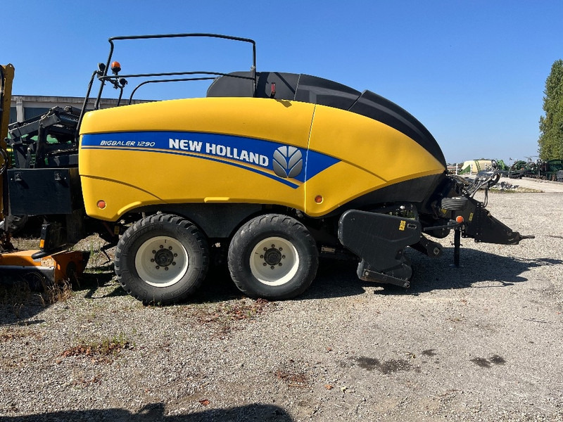 New Holland 1290 - מכונת צרור מרובעת: תמונה 2 New Holland 1290 - מכונת צרור מרובעת: תמונה 2