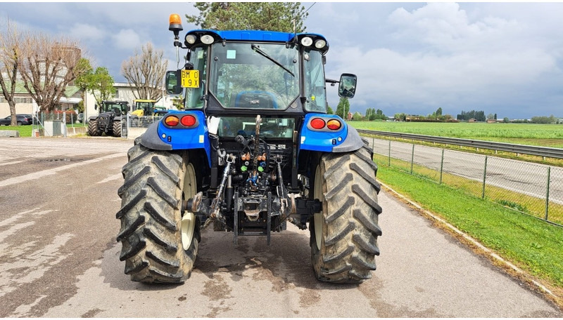 New Holland T 4.105 - טרקטור חקלאי: תמונה 4 New Holland T 4.105 - טרקטור חקלאי: תמונה 4