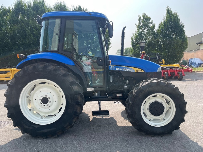 New Holland TD 90 D - טרקטור חקלאי: תמונה 4 New Holland TD 90 D - טרקטור חקלאי: תמונה 4