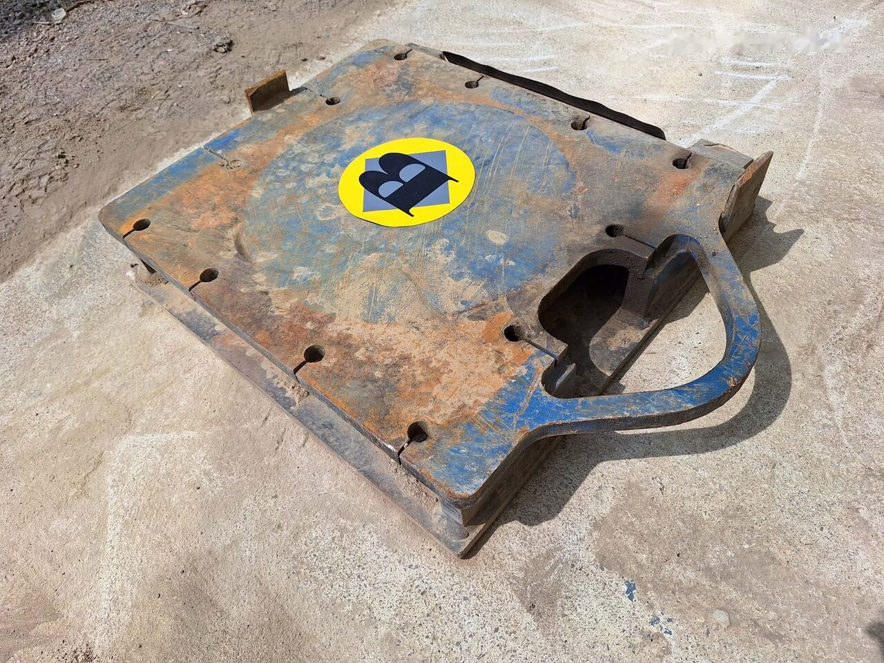 מצמד מהיר עבור מחפר Attachment plate: תמונה 7