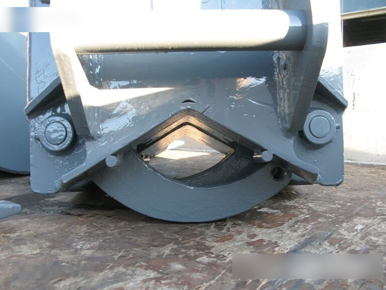 BALAVTO bucket with grab - דלי מחפר: תמונה 5 BALAVTO bucket with grab - דלי מחפר: תמונה 5