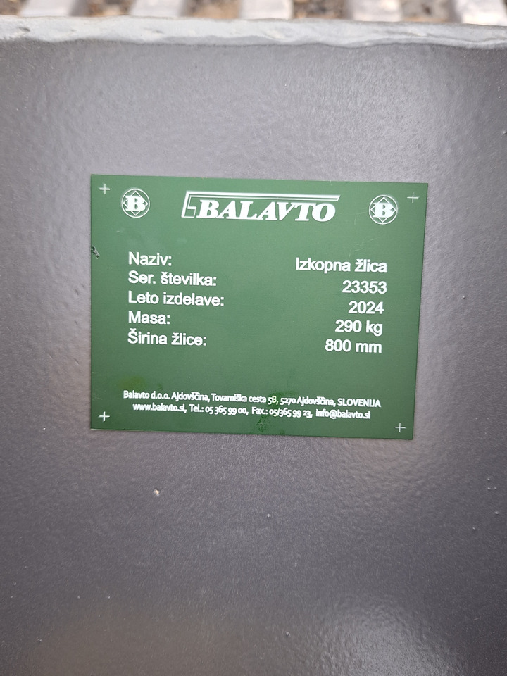 Balavto Digging bucket 800 mm For (Category) - דלי מחפר: תמונה 5 Balavto Digging bucket 800 mm For (Category) - דלי מחפר: תמונה 5