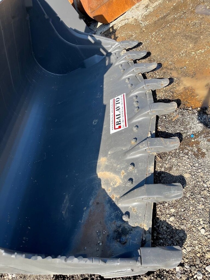 Balavto Loader bucket 3350 mm - דלי מעמיס: תמונה 4 Balavto Loader bucket 3350 mm - דלי מעמיס: תמונה 4