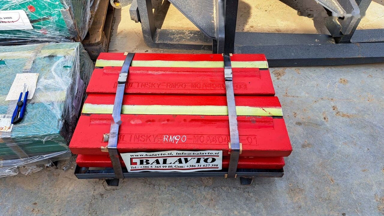 Blow bar Rubble Master RM90 for crusher - חלקי חילוף עבור מגרסה: תמונה 2 Blow bar Rubble Master RM90 for crusher - חלקי חילוף עבור מגרסה: תמונה 2