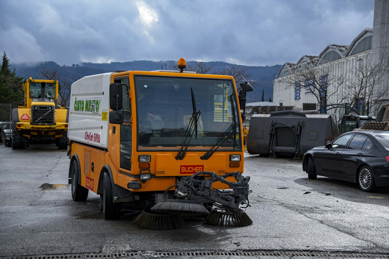 Bucher Schorling CC 5000 City Cat - מטאטא כבישים: תמונה 1 Bucher Schorling CC 5000 City Cat - מטאטא כבישים: תמונה 1