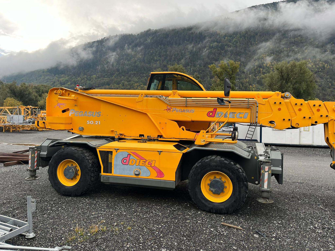 Dieci Pegasus 50.21 - מעמיס גלגלים טלסקופי: תמונה 3 Dieci Pegasus 50.21 - מעמיס גלגלים טלסקופי: תמונה 3