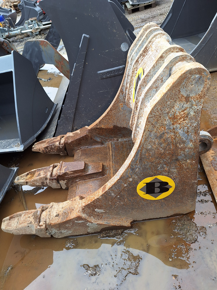 Digging bucket 850 mm - דלי מחפר: תמונה 2 Digging bucket 850 mm - דלי מחפר: תמונה 2