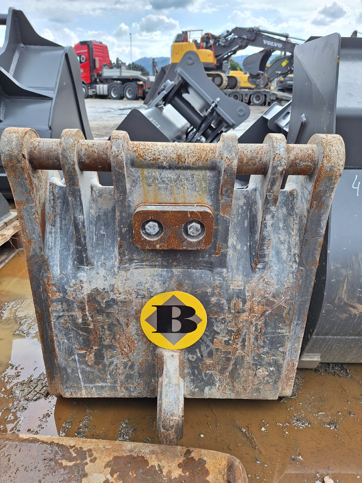 Digging bucket 850 mm - דלי מחפר: תמונה 3 Digging bucket 850 mm - דלי מחפר: תמונה 3