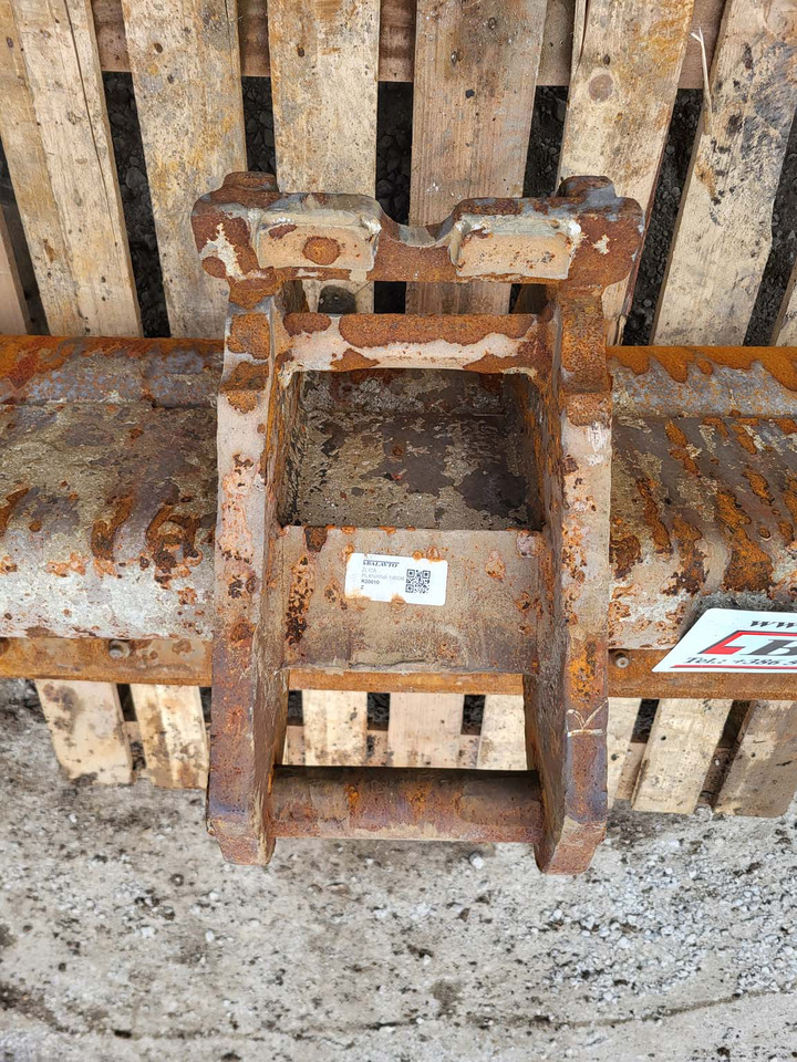 Ditch cleaning bucket 1400 mm VTN for 8-11 ton excavators - דלי מחפר עבור מכונת בנייה: תמונה 3 Ditch cleaning bucket 1400 mm VTN for 8-11 ton excavators - דלי מחפר עבור מכונת בנייה: תמונה 3