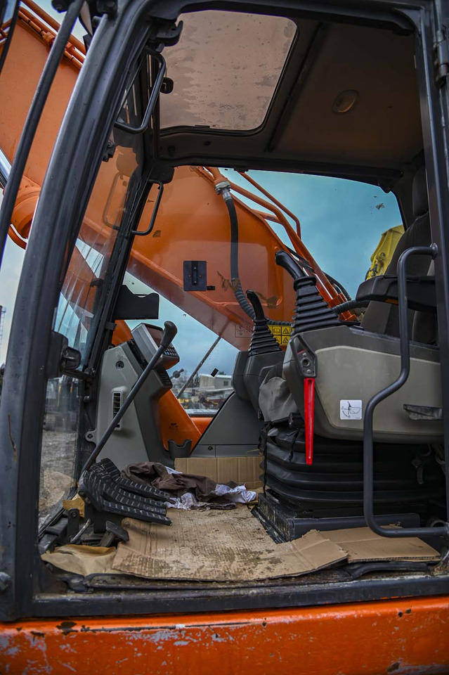 מחפר סורק Doosan DX340LC: תמונה 45