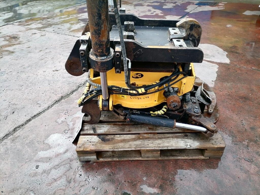 Engcon EC30 Volvo S2 - טילטרוטטור: תמונה 2 Engcon EC30 Volvo S2 - טילטרוטטור: תמונה 2