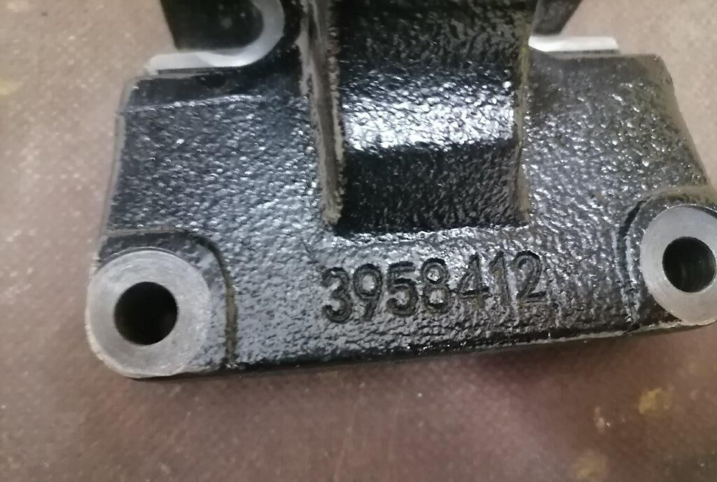 Fan support for Cummins engines - מנוע וחלקים עבור מחפר: תמונה 3 Fan support for Cummins engines - מנוע וחלקים עבור מחפר: תמונה 3