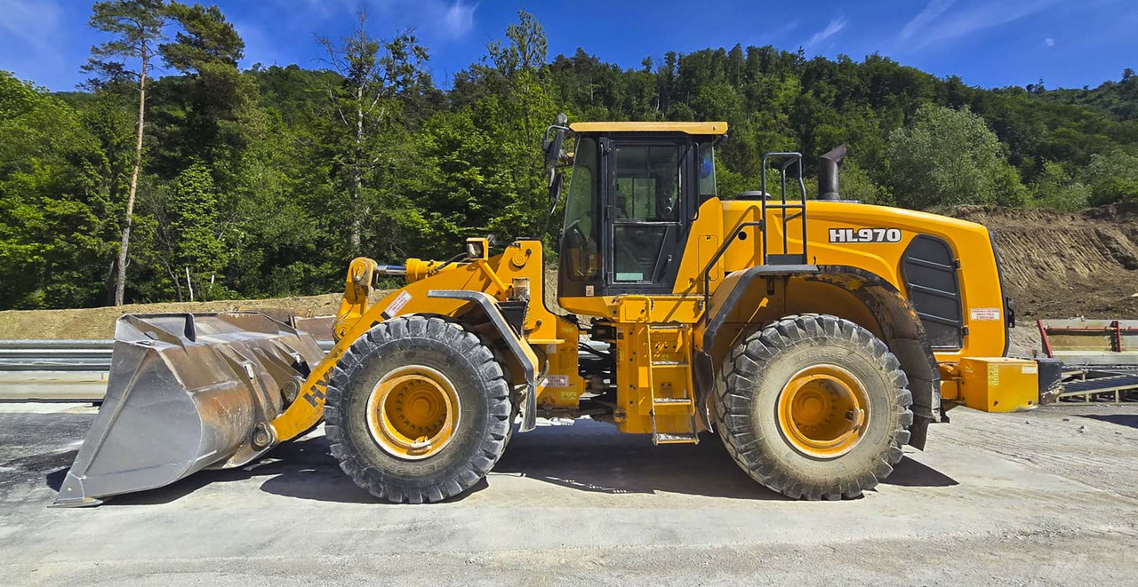 Hyundai HL970 - מעמיס גלגלים: תמונה 2 Hyundai HL970 - מעמיס גלגלים: תמונה 2
