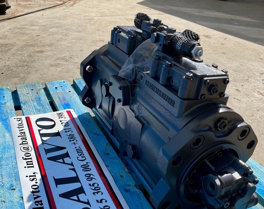 Main hydraulic pump 14531300 for Volvo EC210C, ECR235C, FC2421C, FC2121C - משאבה הידרולית עבור מחפר: תמונה 1 Main hydraulic pump 14531300 for Volvo EC210C, ECR235C, FC2421C, FC2121C - משאבה הידרולית עבור מחפר: תמונה 1