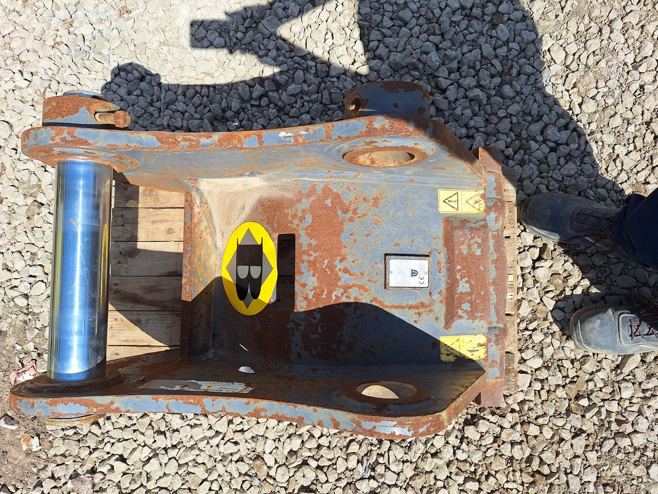 Trevi Benne hydraulic ARI Verachtert Volvo EC220E - מצמד מהיר עבור מכונת בנייה: תמונה 4 Trevi Benne hydraulic ARI Verachtert Volvo EC220E - מצמד מהיר עבור מכונת בנייה: תמונה 4