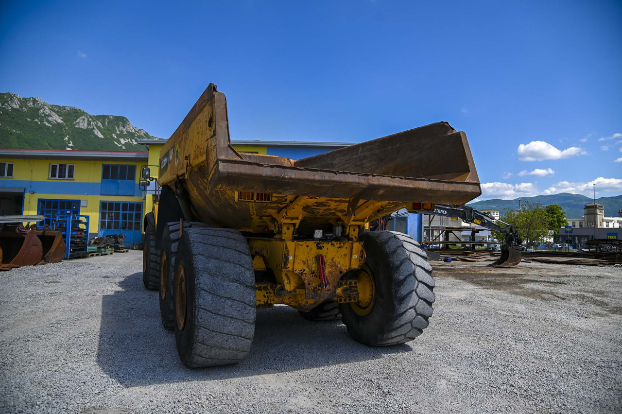 VOLVO A40F - מסיר פסולת מפרקי: תמונה 5 VOLVO A40F - מסיר פסולת מפרקי: תמונה 5