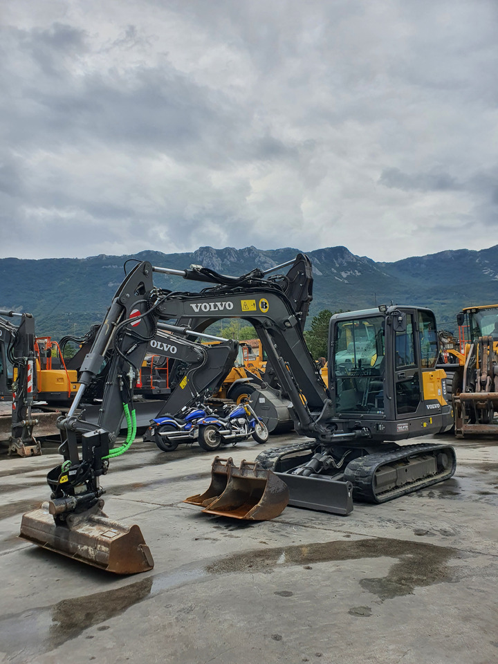 VOLVO EC60E - מיני מחפר: תמונה 3 VOLVO EC60E - מיני מחפר: תמונה 3