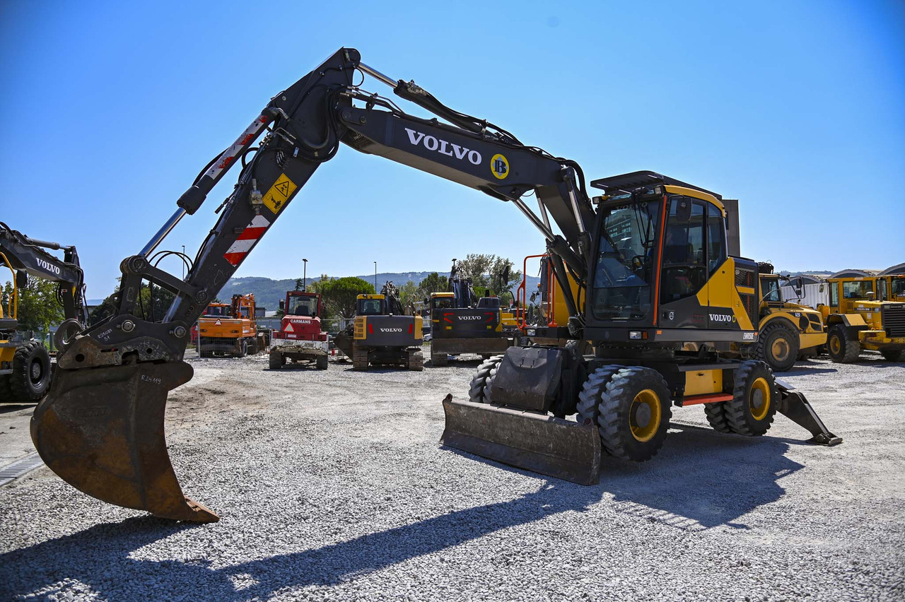 VOLVO EWR150E - מחפר גלגלים: תמונה 2 VOLVO EWR150E - מחפר גלגלים: תמונה 2