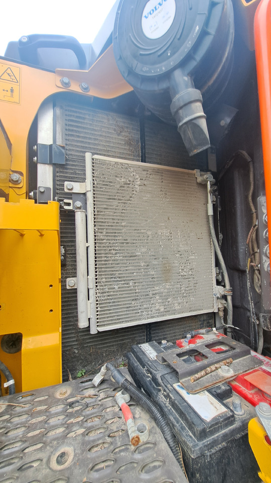 VOLVO EWR150E - מחפר גלגלים: תמונה 2 VOLVO EWR150E - מחפר גלגלים: תמונה 2