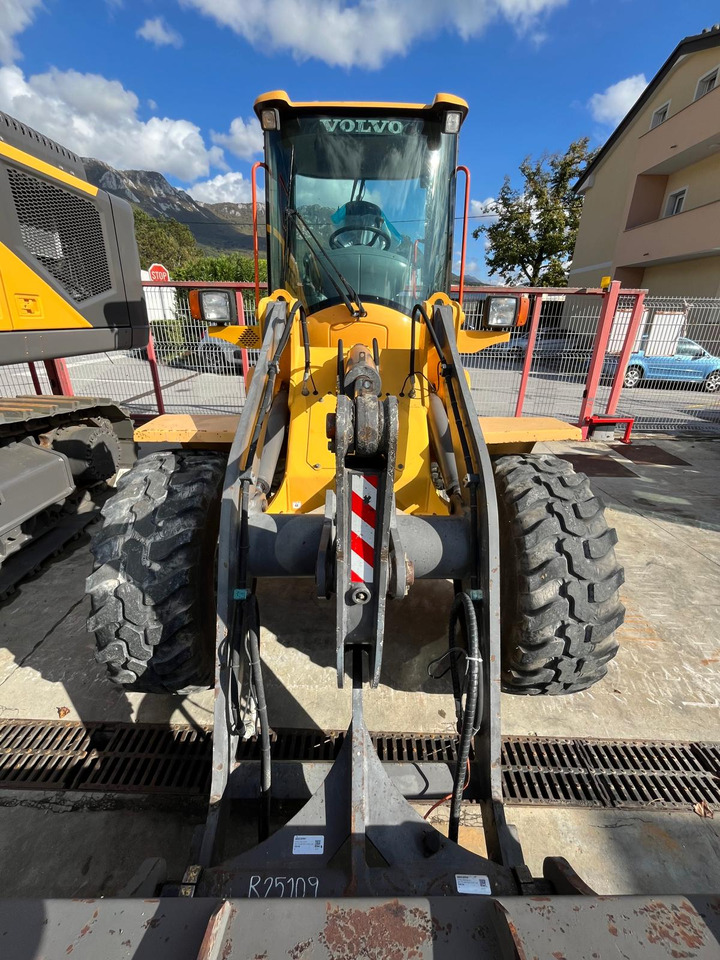 VOLVO L35B - מעמיס גלגלים: תמונה 5 VOLVO L35B - מעמיס גלגלים: תמונה 5