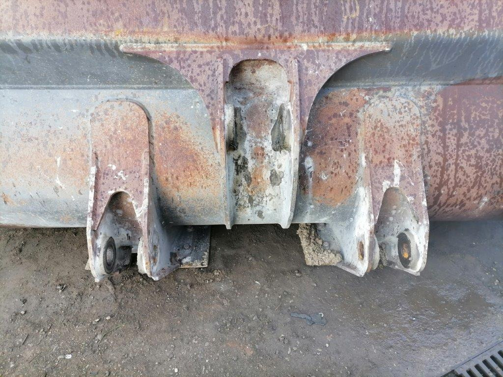 VOLVO loader bucket 2800 mm - דלי מעמיס עבור מעמיס גלגלים: תמונה 4 VOLVO loader bucket 2800 mm - דלי מעמיס עבור מעמיס גלגלים: תמונה 4