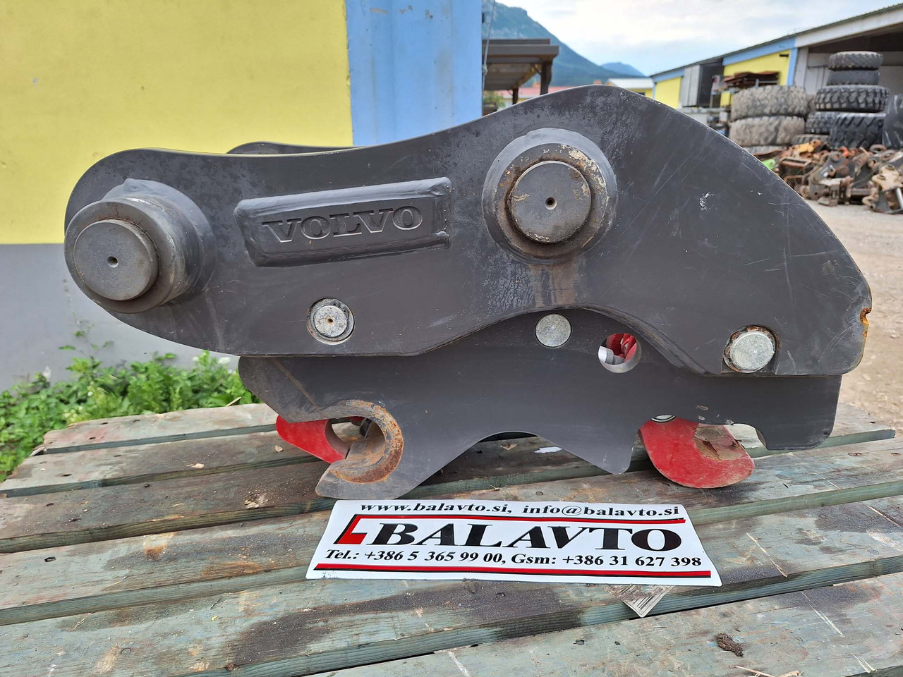 Volvo 14736062 Volvo EC140, ECR145, EW140 - מצמד מהיר עבור מכונת בנייה: תמונה 1 Volvo 14736062 Volvo EC140, ECR145, EW140 - מצמד מהיר עבור מכונת בנייה: תמונה 1